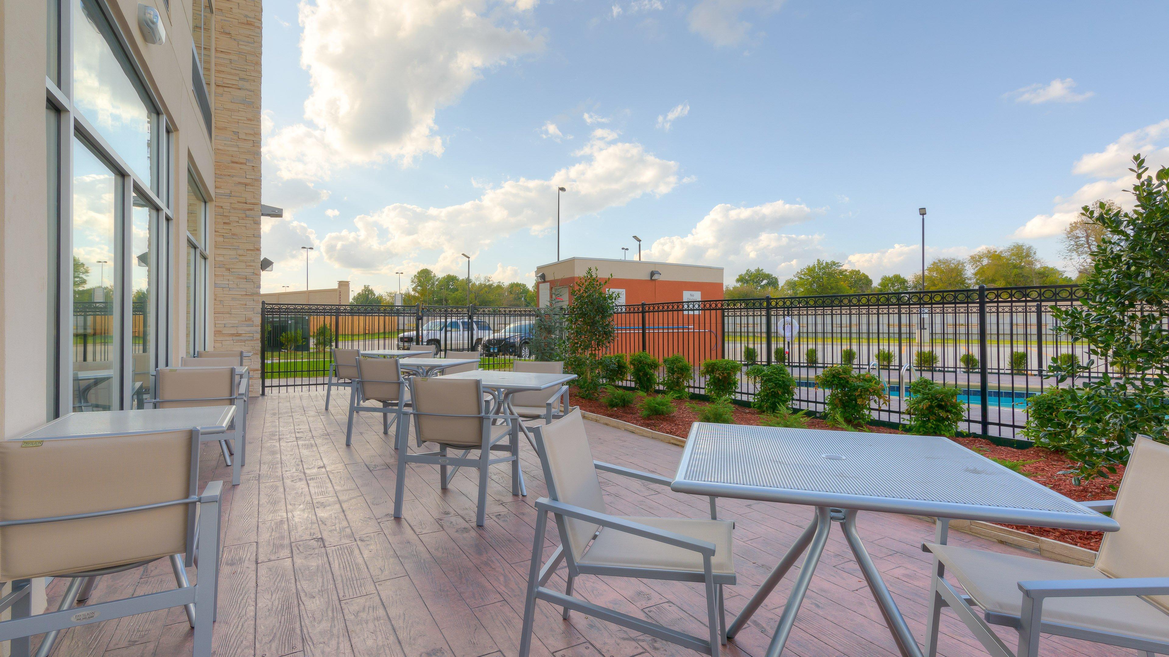 Holiday Inn Express & Suites Tulsa Midtown By Ihg Exteriér fotografie