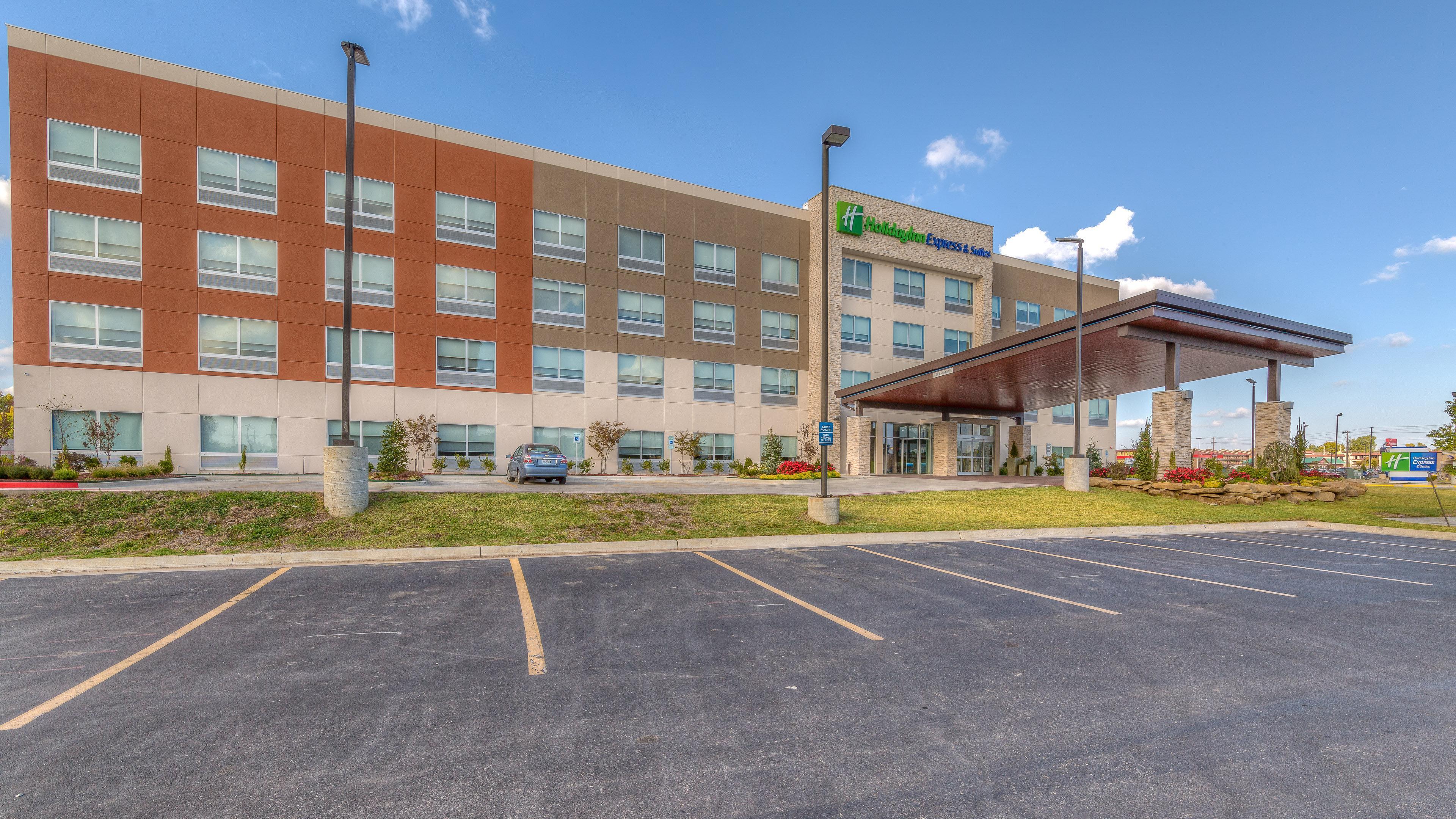 Holiday Inn Express & Suites Tulsa Midtown By Ihg Exteriér fotografie