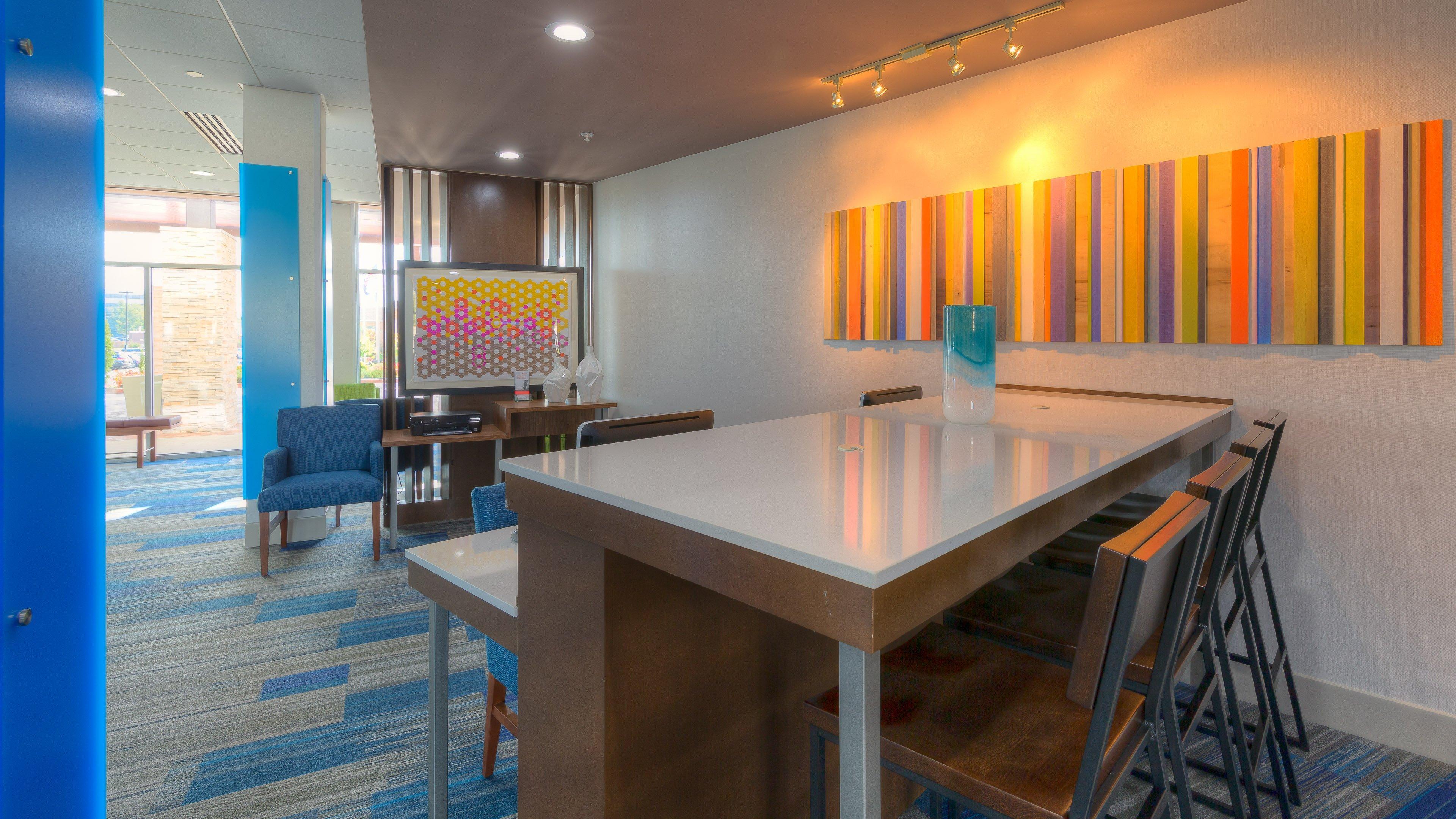 Holiday Inn Express & Suites Tulsa Midtown By Ihg Exteriér fotografie