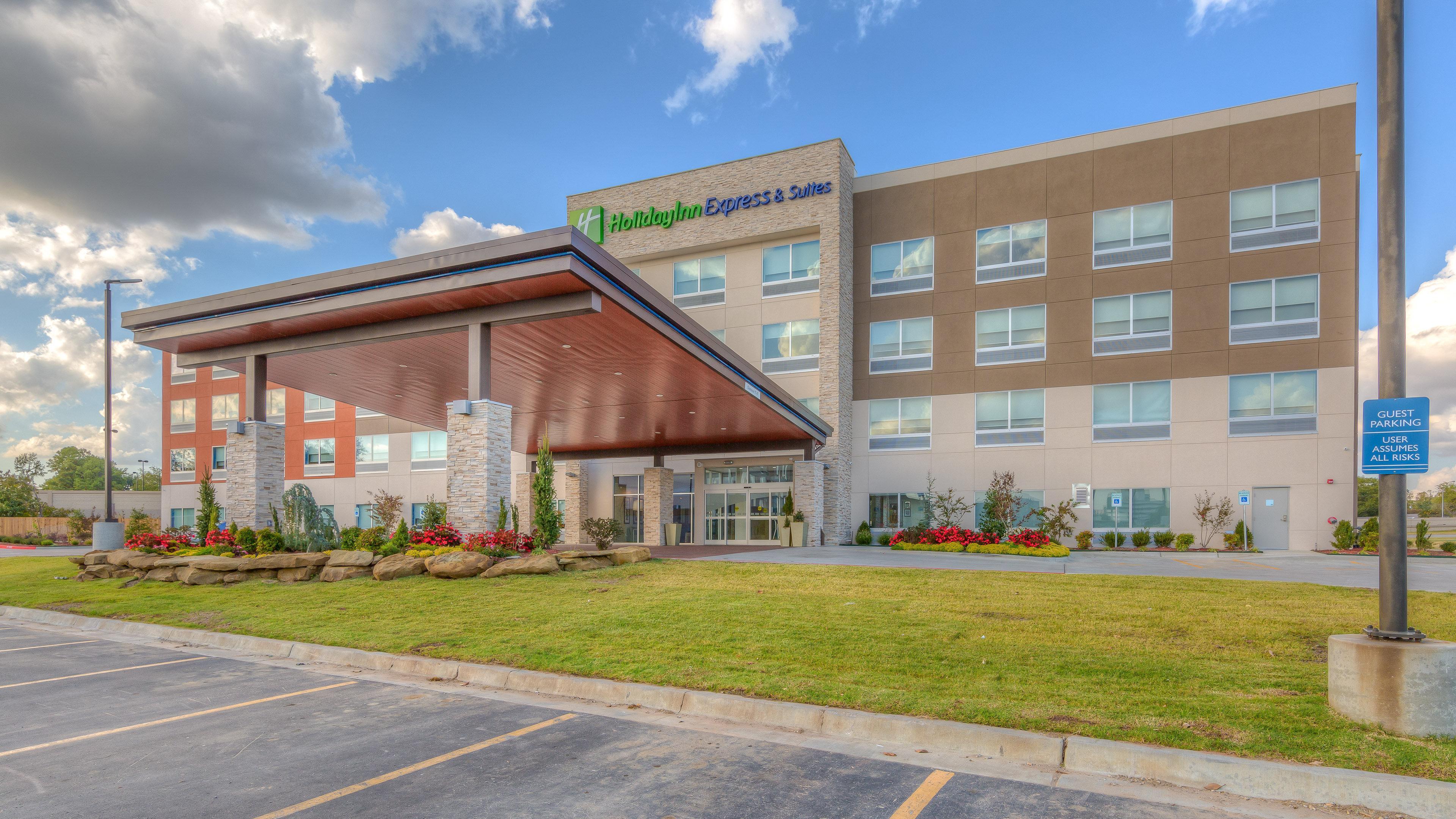 Holiday Inn Express & Suites Tulsa Midtown By Ihg Exteriér fotografie