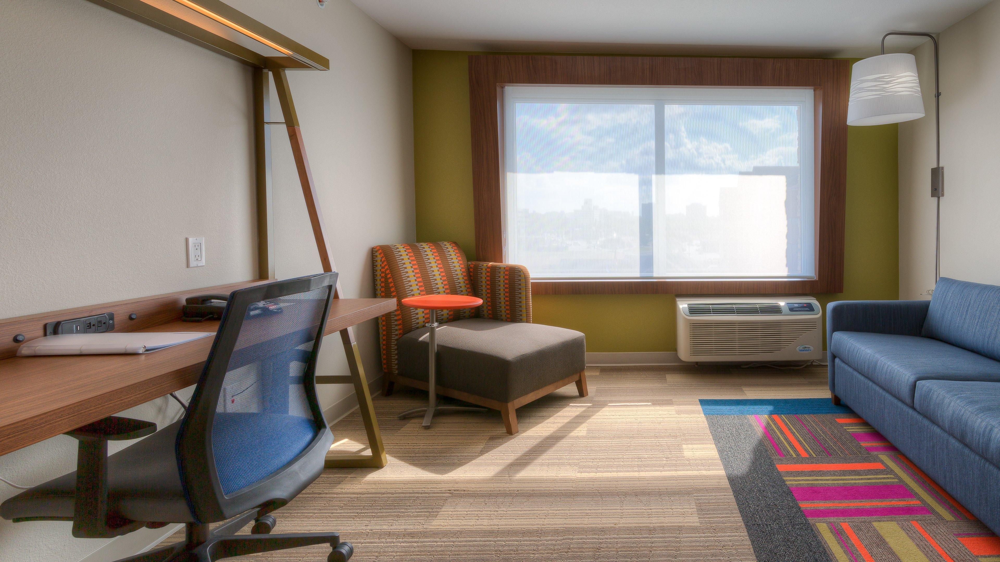 Holiday Inn Express & Suites Tulsa Midtown By Ihg Exteriér fotografie